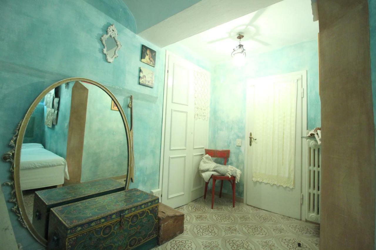 Hand Decorated House With Court Florencie Exteriér fotografie