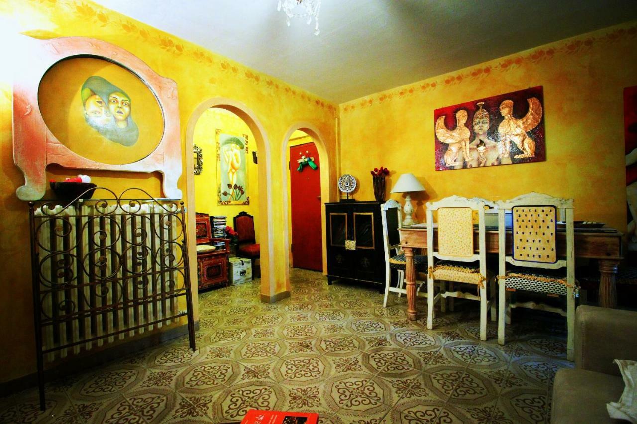 Hand Decorated House With Court Florencie Exteriér fotografie